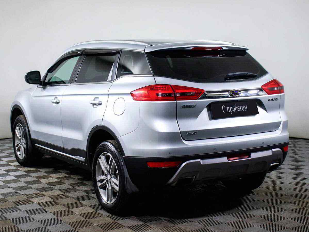 Geely atlas pro 2022 синий. Джили атлас в ростове на дону. Джили атлас 2020. Geely atlas pro базальтовый серый. Серебристый geely 2022.